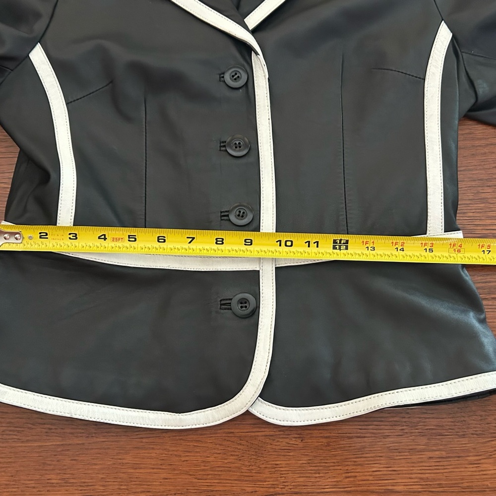 Women's Black and White Jacket - Picture 6 of 8